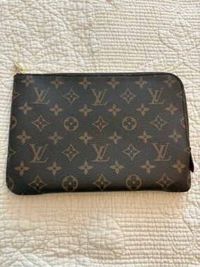 Louis Vuitton Monogram Pochette / Travel Pouch – Made in France